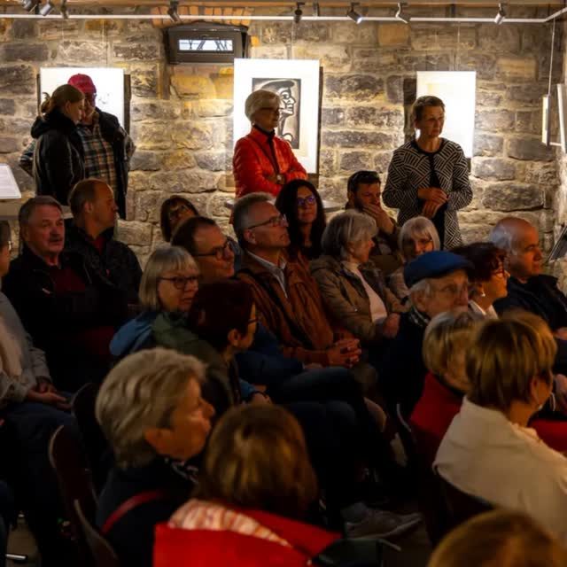 Impressionen der Ausstellungseröffnung im @seconds_concept_store in Freinsheim.
Bilder u.a. Von Dill, Matisse, Rouault, Schmitt-Rottluff und Motherwell.

Bildnachweis: Heimatlichter GmbH